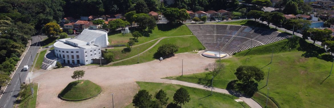 Atibaia celebra 2024 com “Show da Virada” no Centro de Convenções